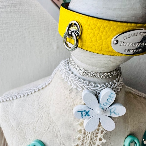 Return To Tiffany & Co Narrow Yellow Leather Bracelet, S/M, Silver - Picture 4 of 9